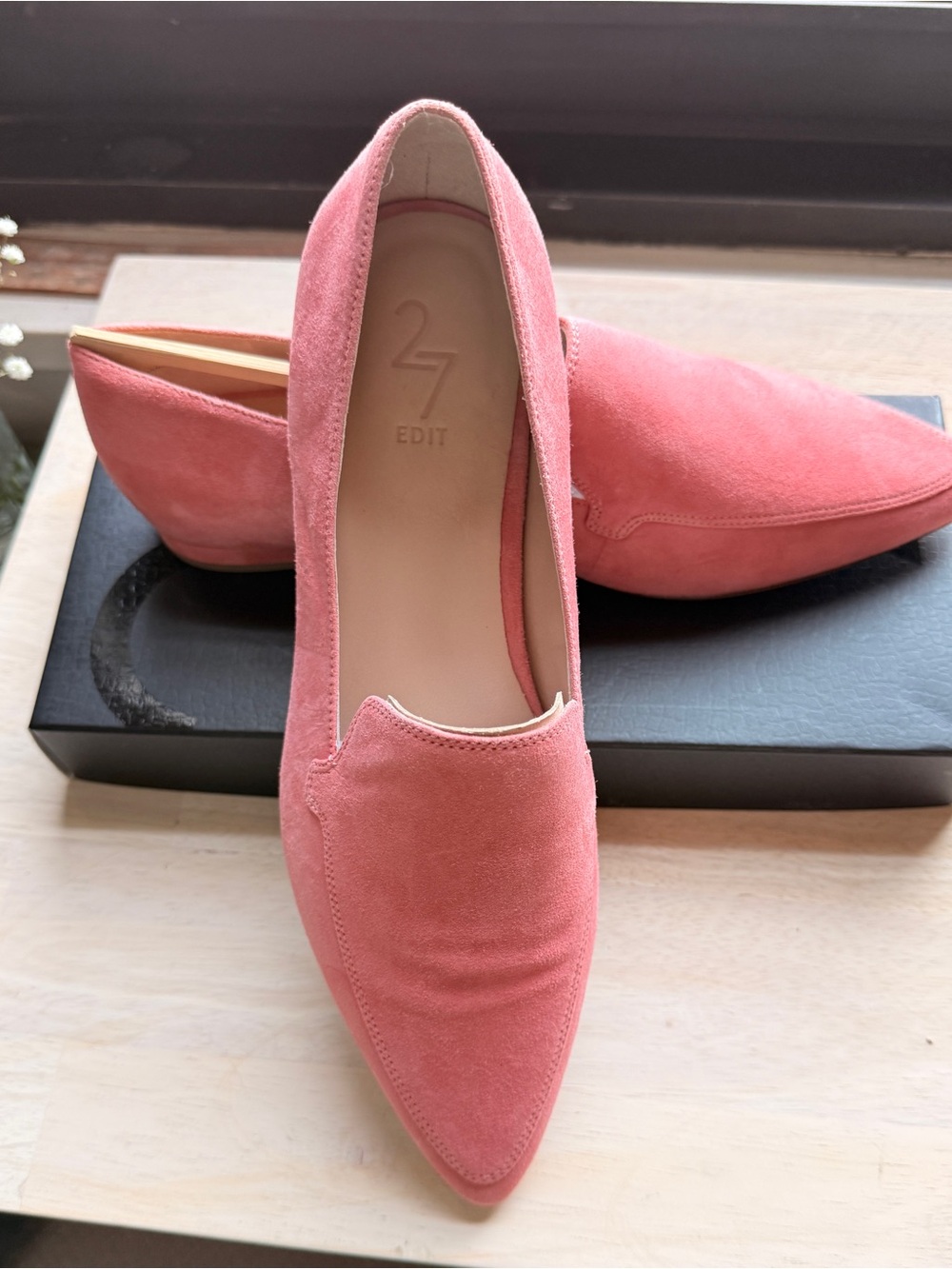27 EDIT Women's Coral Pink Suede Pointed Slip-On Loafers